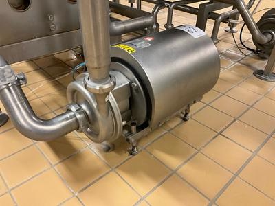 Overview picture of Alfa Laval pump (3x)